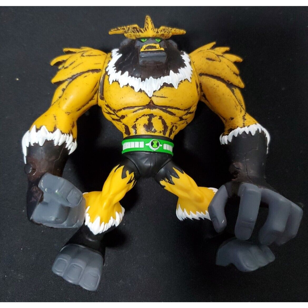 Ben 10 Omniverse Hyper Aliens Shocksquatch 5" Action Figure 2012 Bandai CN Toy